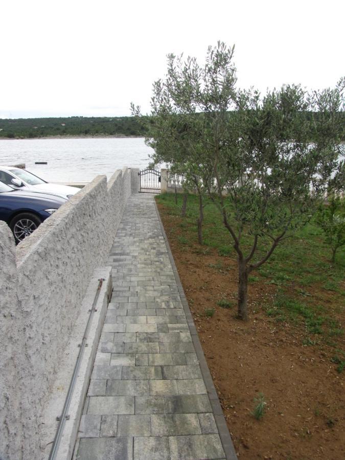 Apartmani Rudi Anić 外观 照片